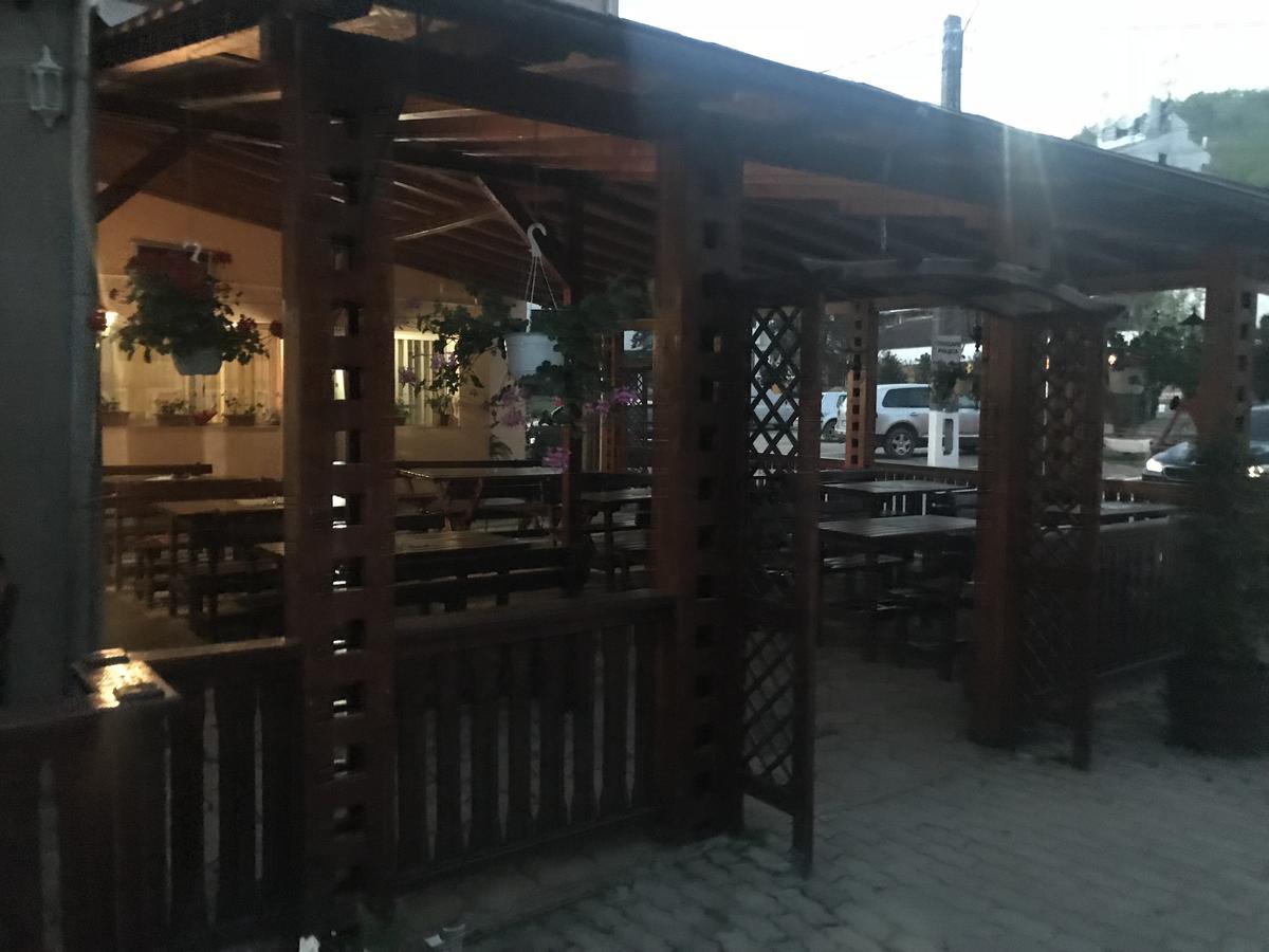 Vila Tanamera Hotel Moneasa Luaran gambar